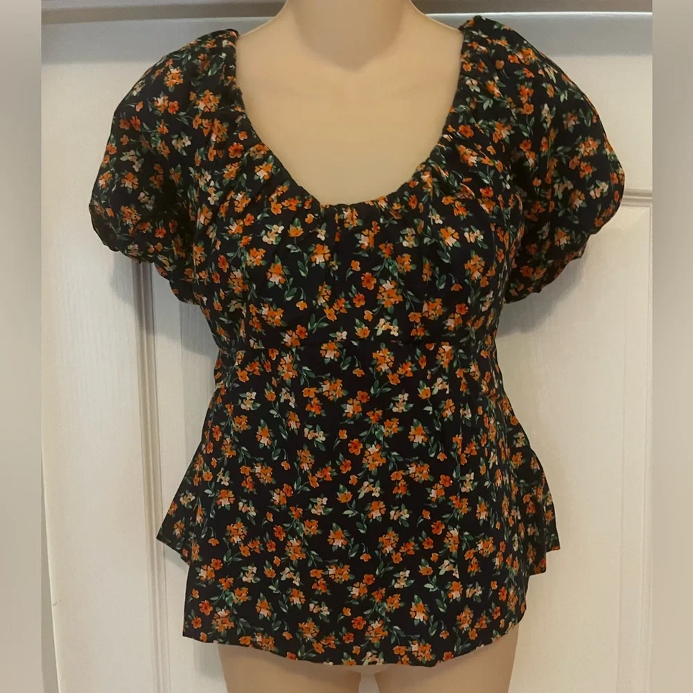 🛍️3 For $10🛍️ Old Navy Floral Puff Sleeve Blouse, Size M